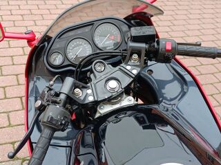 Kawasaki ZZ - R 600 E 72kW