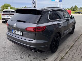 Volkswagen Touareg R-line 3.0 210kW