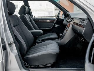 Mercedes-Benz 300 Sportline 3.0 132kW