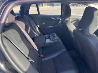 Volvo V60 2.4 151kW
