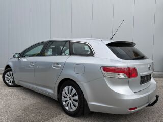 Toyota Avensis 2.0 D-4D 93kW