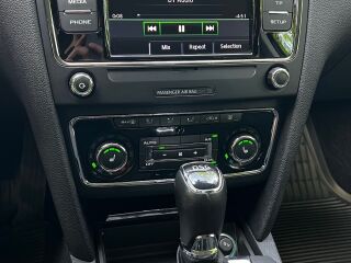 Skoda Superb Ambition 1.8 TSI 118kW