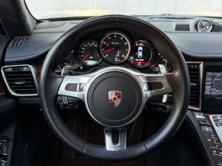 Porsche Panamera Turbo 4.8 V8 368kW