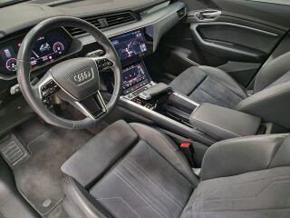 Audi Q8 e-tron 50 QUATTRO 250kW
