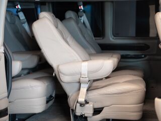 Chevrolet Express Explorer SE Long 6.0 V8 237kW