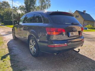 Audi Q7 4.1 240kW
