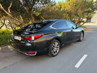 Lexus ES 300h +LPG 2.5 131kW
