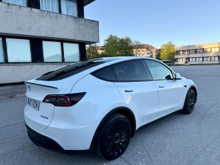 Tesla Model Y Long Range AWD 378kW