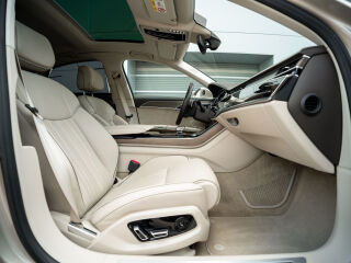 Audi A8 50TDI quattro 3.0 210кВ