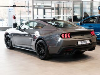 Ford Mustang GT Fastback 5.0 V8 328kW