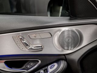 Mercedes-Benz C 220 2.0 143kW