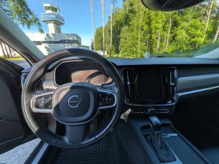 Volvo S90 D5 AWD MOMENTUM 2.0 173kW