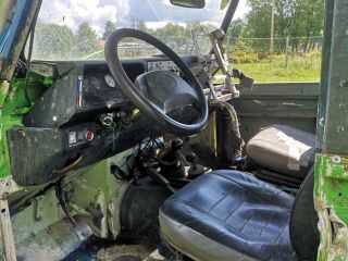 Land Rover Defender 2.5 83kW