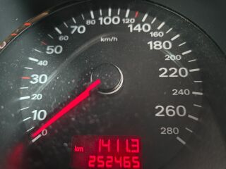 Audi A8 Long 3.2 V6 TSI 191kW