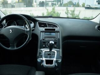 Peugeot 5008 1.6 80kW