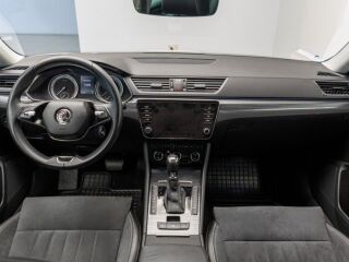 Skoda Superb 4x4 2.0 140кВ