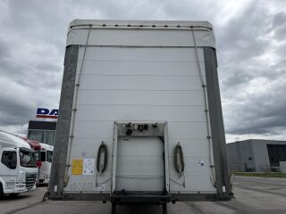 Schmitz Semitrailer Curtainsider Standard