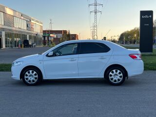 Peugeot 301 1.2 R3 53kW