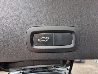 Volvo XC40 R-DESIGN AWD 4x4 HARMAN/KARDON 2.0 R4 110kW