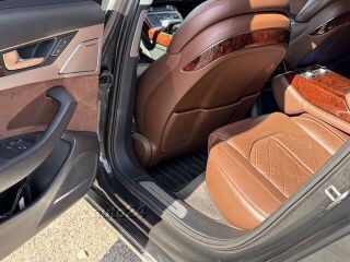 Audi A8 4.2 V8 FSI 273kW