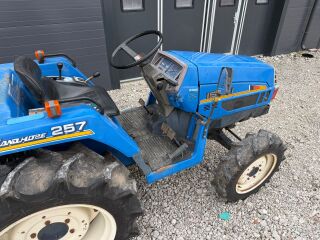 Iseki Landhope 257