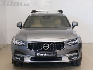 Volvo V90 Cross Country 2.0 D5 177kW