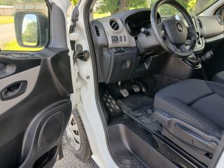 Renault Trafic 1.6 92кВ