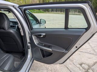 Volvo V60 2.4 158kW
