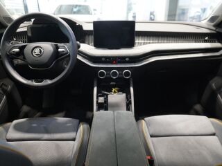 Skoda Superb COMBI SELECTION PHEV 1.5 150кВ