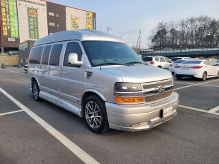 Chevrolet Express 1500 Explorer Limited SE Conversion Van 5.3 V8 310hp