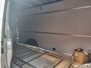 Mercedes-Benz Sprinter 2.0 125кВ