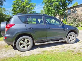 Toyota RAV4 2.2 100kW