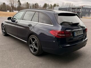 Mercedes-Benz C 220 2.0 143kW