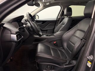 Jaguar F-Pace AWD 2.0 132кВ