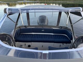 Flipper 605 WA + Suzuki 250HP2015a 260h V6 184kW