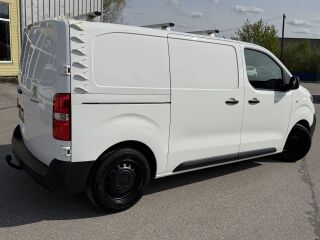 Peugeot Expert PLUS L2 PRO 3-IK 1.5 R4 BLUE HDI 120 88kW