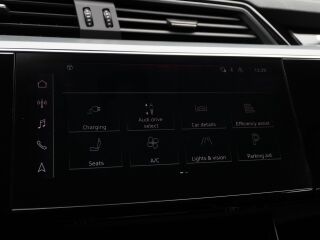 Audi e-tron 50 quattro 230кВ