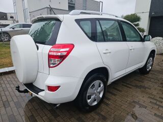 Toyota RAV4 2.2 110kW