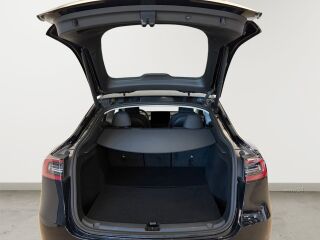 Tesla Model Y AWD Dual Motor Long Range 153kW