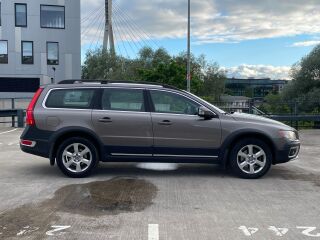 Volvo XC70 Momentum 2.4 TDI 151kW