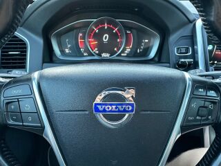 Volvo XC60 Facelift Momentum AWD MY2015 2.4 D4 133kW