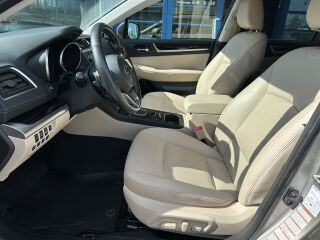 Subaru Outback Summit AWD 2.5 129кВ