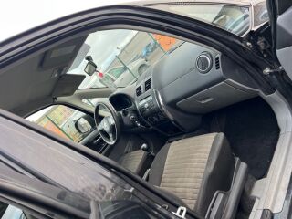 Suzuki SX4 Laxery edition 1.5 R4 16v 82kW
