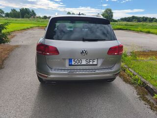 Volkswagen Touareg R-Line 3.0 V6 TDI 193kW