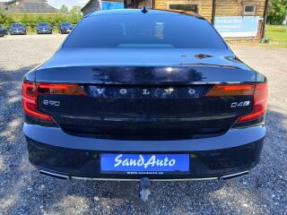 Volvo S90 INSCRIPTION 2.0 D 140кВ