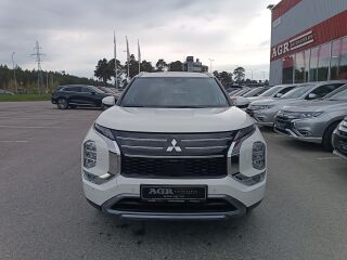 Mitsubishi Outlander Instyle 4WD 2.4 PHEV 225kW