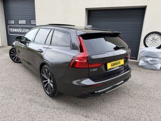 Volvo V60 Plus Dark R-Design Intelli Safe Luxury MY23 2.0 T8 Recharge Twin Engine Plug-in-Hybrid 335kW
