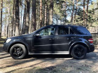 Mercedes-Benz ML 420 4MATIC 4.0 V8 CDI 225kW