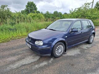 Volkswagen Golf 1.6 74кВ