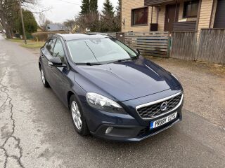 Volvo V40 Cross Country Momentum 1.6 D2 84kW